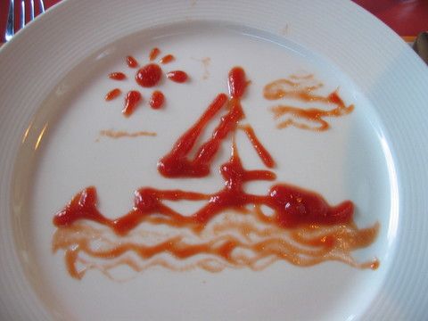 Рисунки кетчупом (6 Фото)