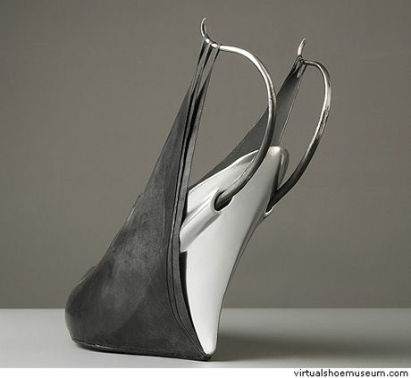 Самая необычная обувь в мире (28 Фото)