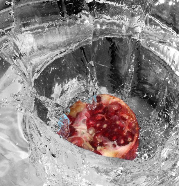 Вода и фрукты (10 Фото)