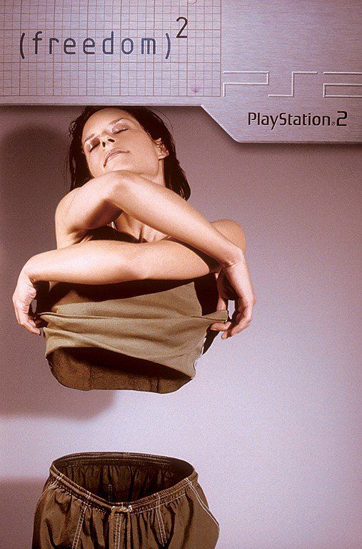 Реклама Playstation - жесть, как она есть (13 Фото)