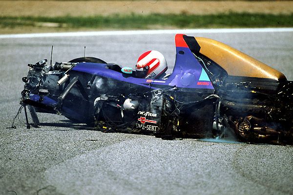 Самые жесткие аварии Формулы-1 (11 Фото)