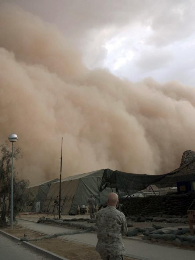 Песчаная буря (10 Фото)