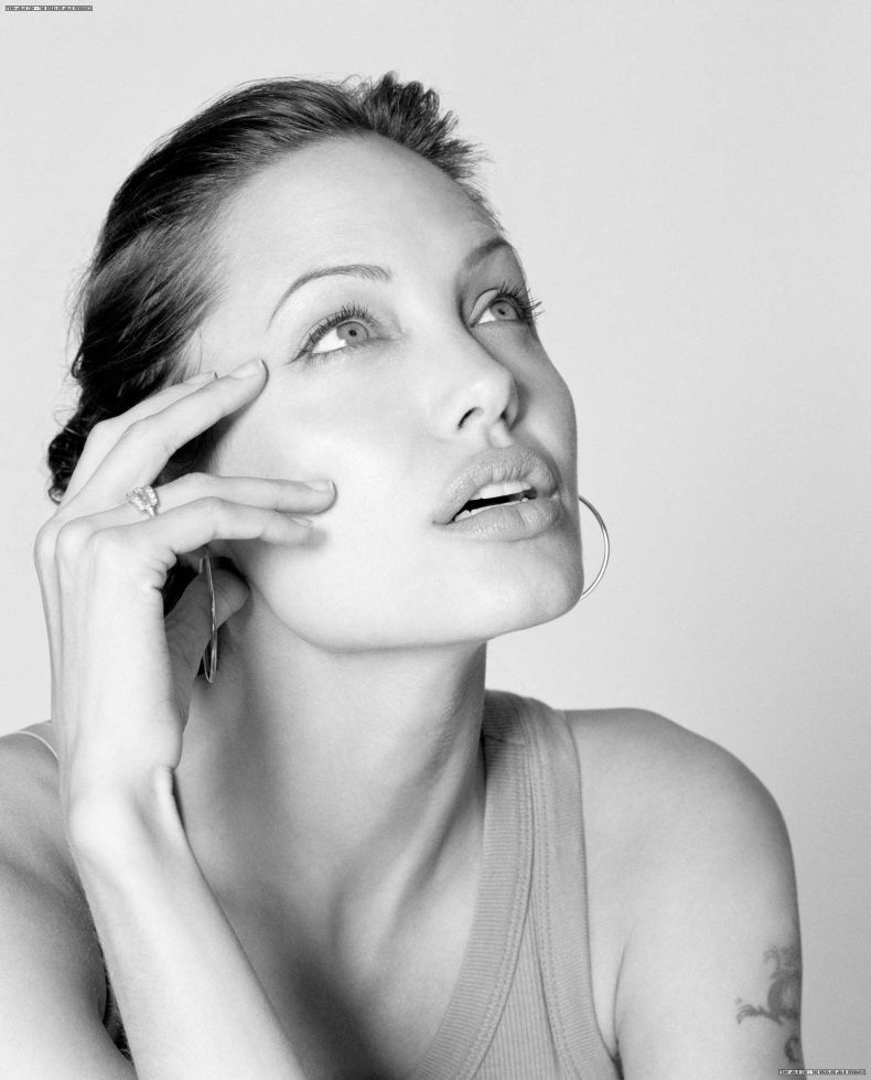 Все про Анджелину Джоли (59 Фото)