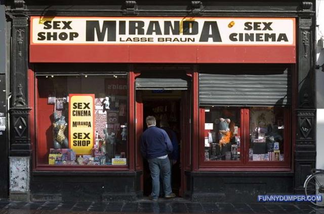 Секс-шопы (21 Фото)