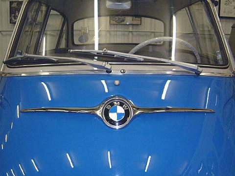 BMW 600 1958 года (8 Фото)