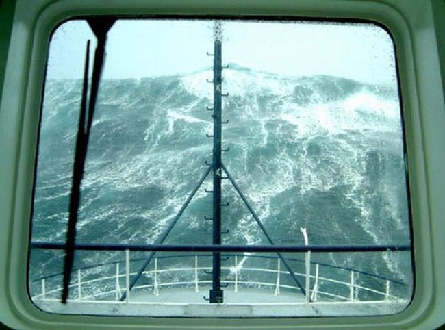 Корабли и шторм (61 Фото)