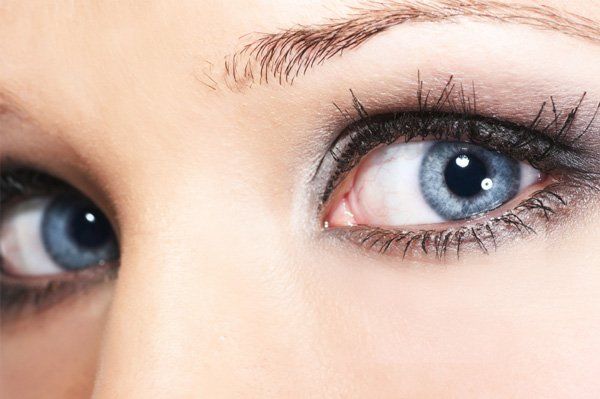 Удивительно красивые женские глазки (34 Фото)