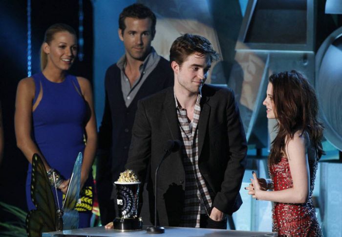 Вручение премии MTV Movie Awards (13 Фото)