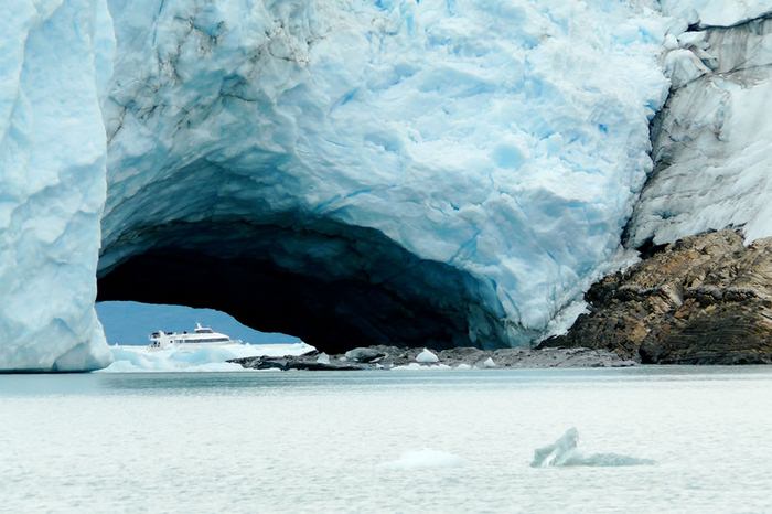 Красивые и зачаровывающие айсберги (35 Фото)
