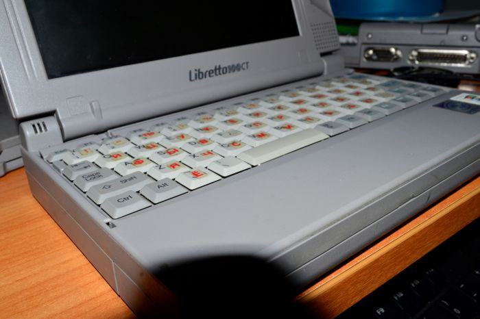 Ноутбуки 20-летней давности на примере Toshiba libretto 100ct (16 фото)